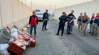 Şanlıurfa’da yapılan kontroller sırasında bir araçta 1 ton kaçak et