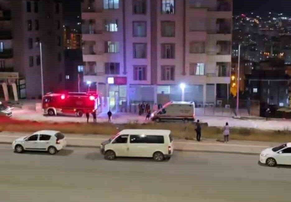 Şanlıurfa’da, özel bir engelli bakım merkezinde çıkan yangında 7 yaşındaki