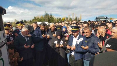 Azerbaycan’dan kalkın yapan kargo uçağının Gürcistan’da düşmesi sonucu şehit olan