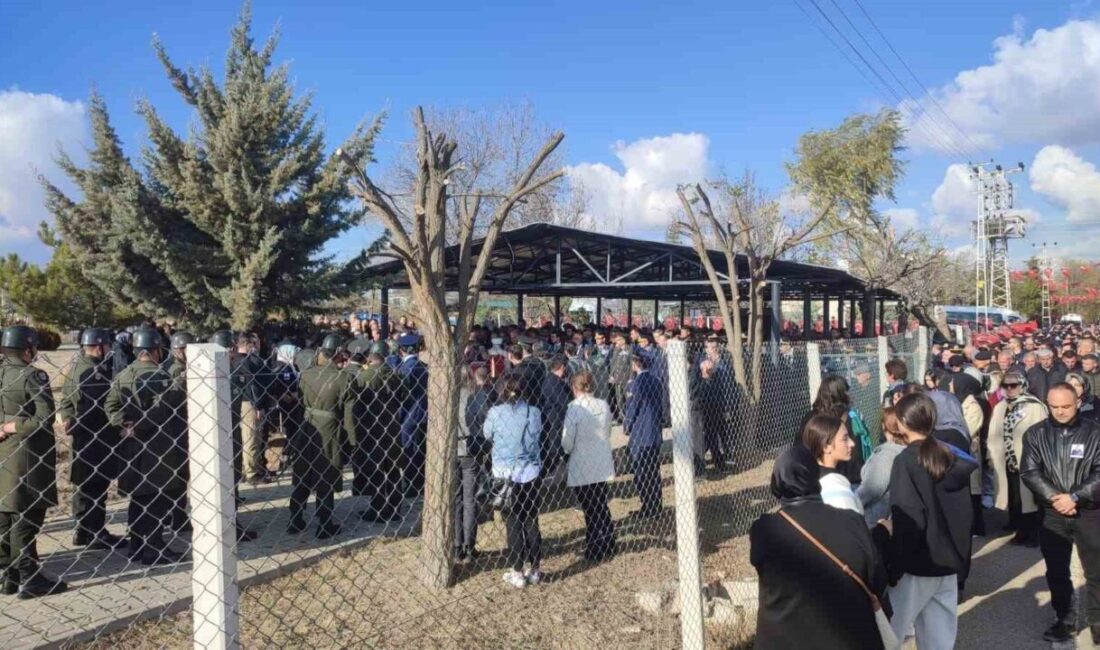 Gürcistan’da askeri kargo uçağının düşmesi sonucu şehit olan Hava Pilot
