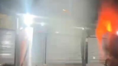 İzmir’in Buca ilçesinde, ticari işletmelere silah ve patlayıcı maddeyle saldıran