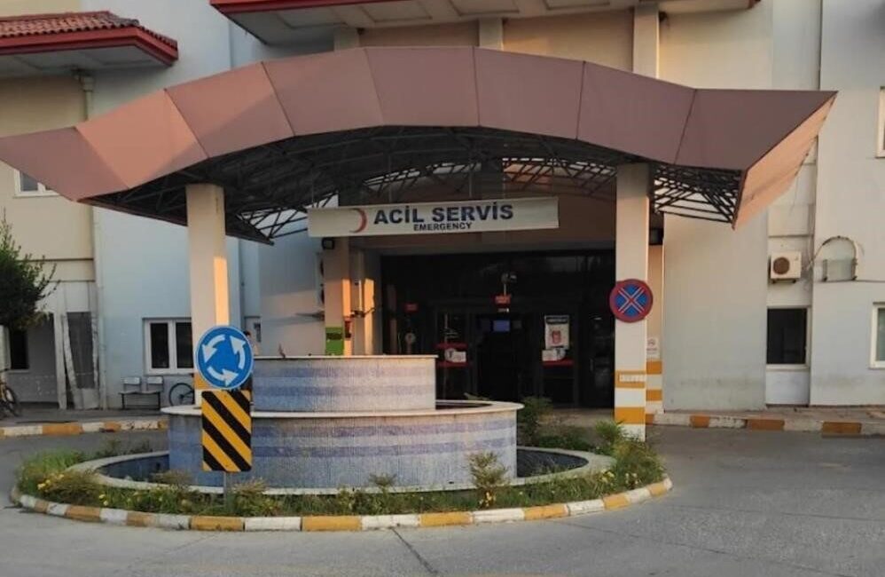 Muğla’nın Seydikemer ilçesinde, nedeni henüz belirlenemeyen zehirlenme vakası sonucunda 18