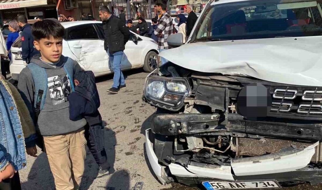 Siirt’in Kurtalan ilçesinde meydana gelen trafik kazasında bir kişi yaralandı.