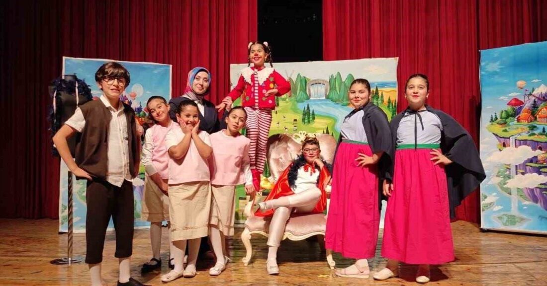 Sorgun Belediyesi Tiyatro Topluluğu, ‘Kral Çıplak’ ve ‘Bayram Sabahı’ adlı