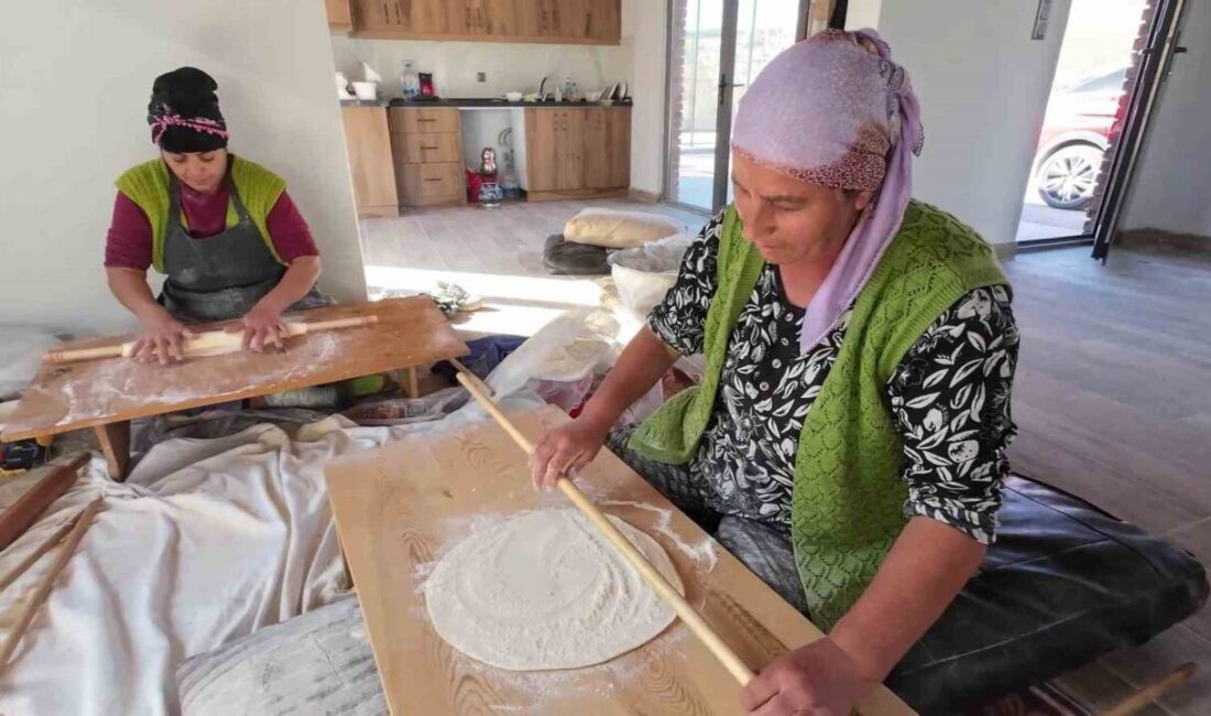 Yozgat’ta kış hazırlıkları kapsamında imece usulüyle kışlık yufka ekmeği yapılıyor.