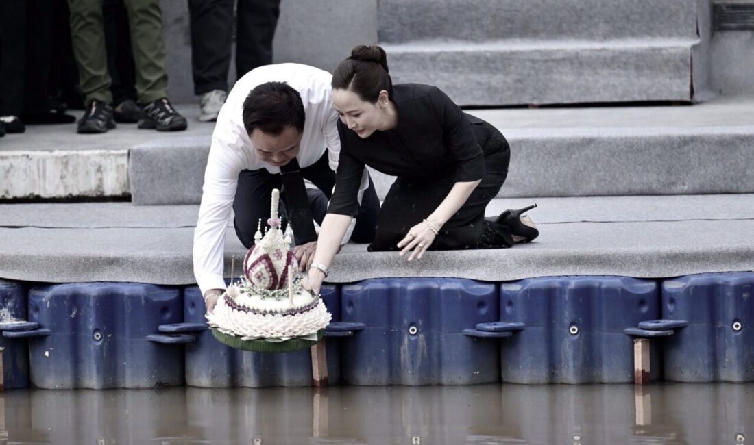 Güneydoğu Asya ülkesi Tayland’ın geleneksel Loy Krathong (Yüzen Fener) Festivali,