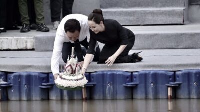 Güneydoğu Asya ülkesi Tayland’ın geleneksel Loy Krathong (Yüzen Fener) Festivali,