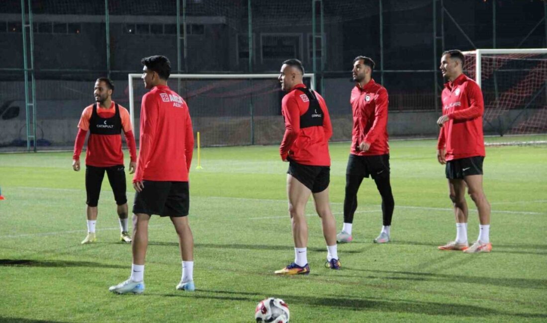 Çorum FK’nın yeni teknik direktörü Hüseyin Eroğlu, takımıyla birlikte ilk