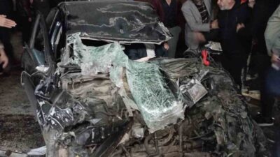 Tokat’ta meydana gelen bir trafik kazasında, bir otomobilin tır dorsesine
