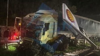 Sakarya’nın Geyve ilçesinde, D-650 kara yolunda meydana gelen bir olayda,