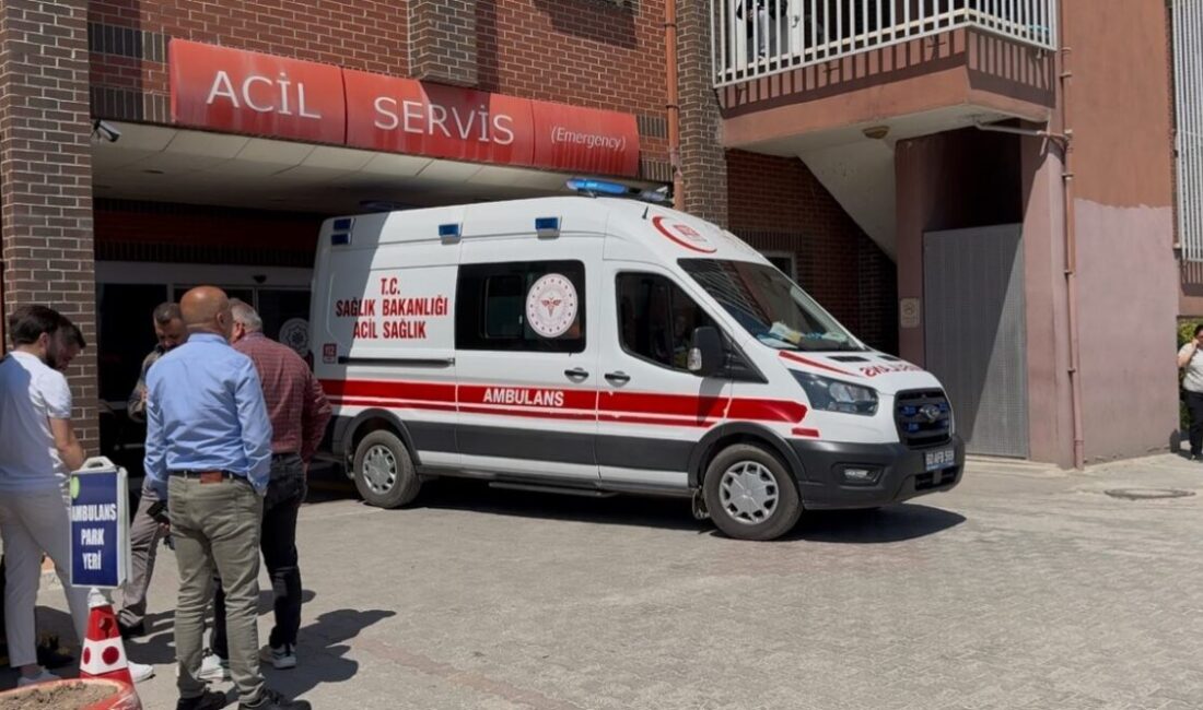 Gaziosmanpaşa Ortaokulu öğrencilerinden 19’u, okul yakınındaki bir işletmeden yedikleri tavuk