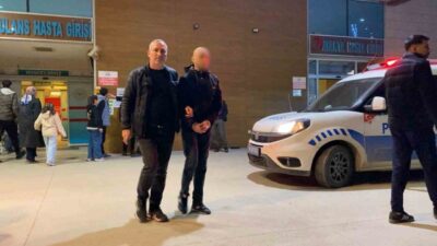 Bursa’nın İnegöl ilçesinde, bir tost işletmesi sahibiyle tartıştıktan sonra silahla