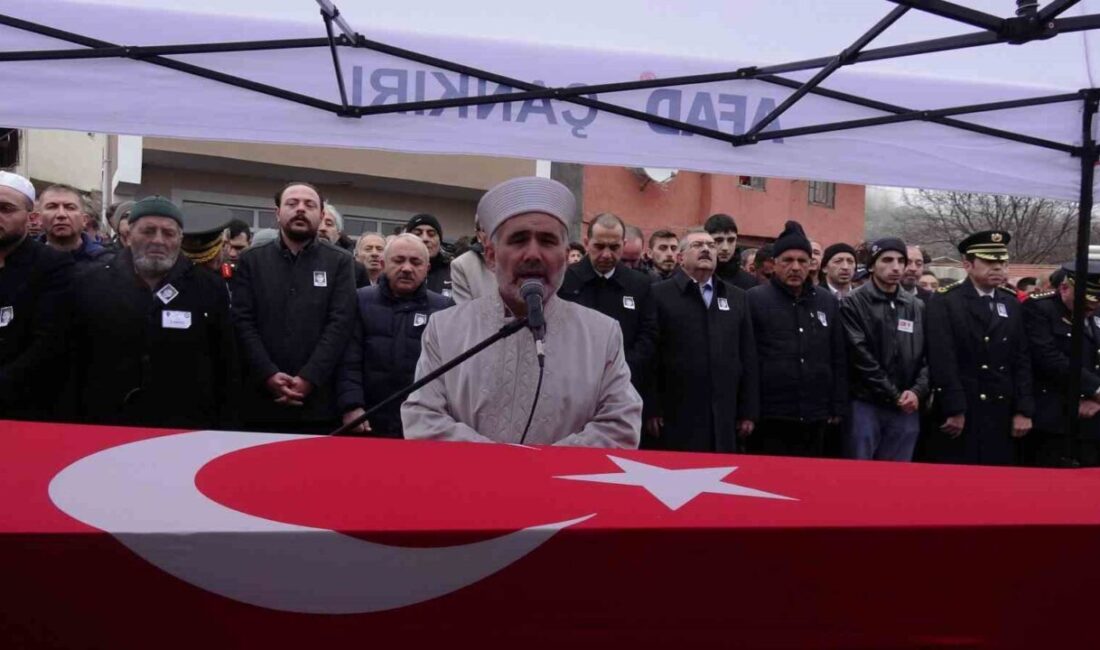 Manisa’nın Alaşehir ilçesinde trafik kazasında hayatını kaybeden polis memuru Hatice