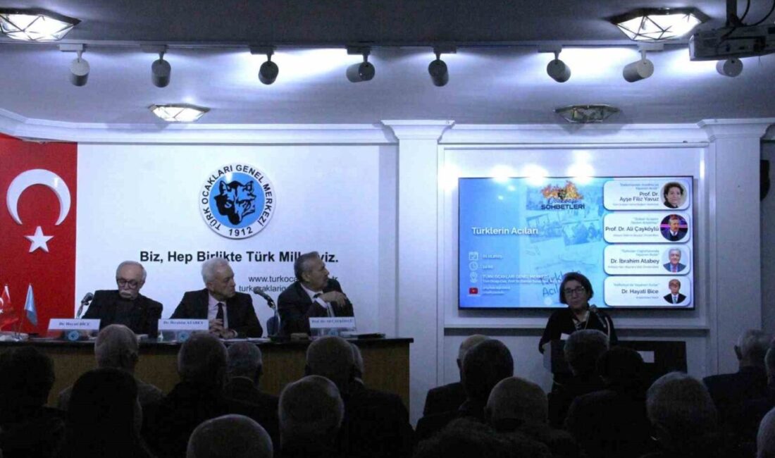 Kuşlukta Yazarlar Topluluğu tarafından 24 yazarın kaleme aldığı ’Türklerin Acıları’