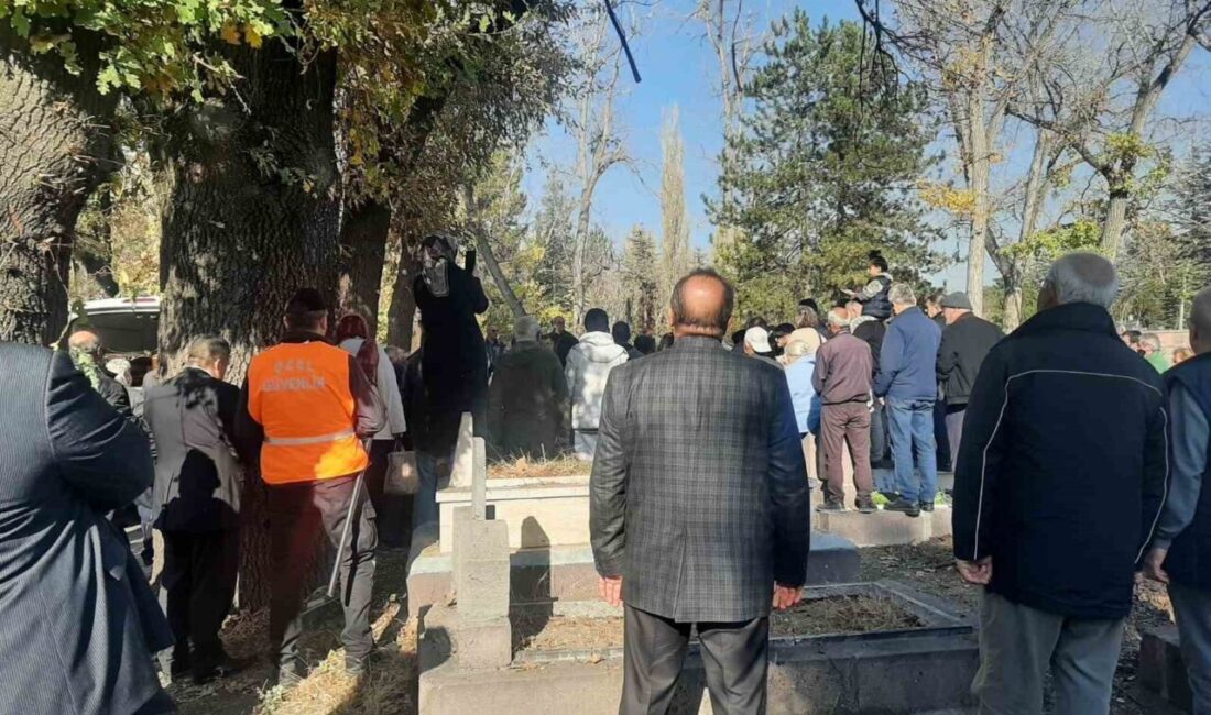 Türk Sanat Müziğinin duayenlerinden Muazzez Abacı, Ankara’da son yolculuğuna uğurlandı.