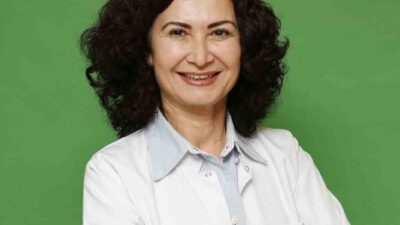 Acıbadem Hastanesi Nöroloji Uzmanı Dr. Hülya Yıldız Bayar, baş ağrısı,