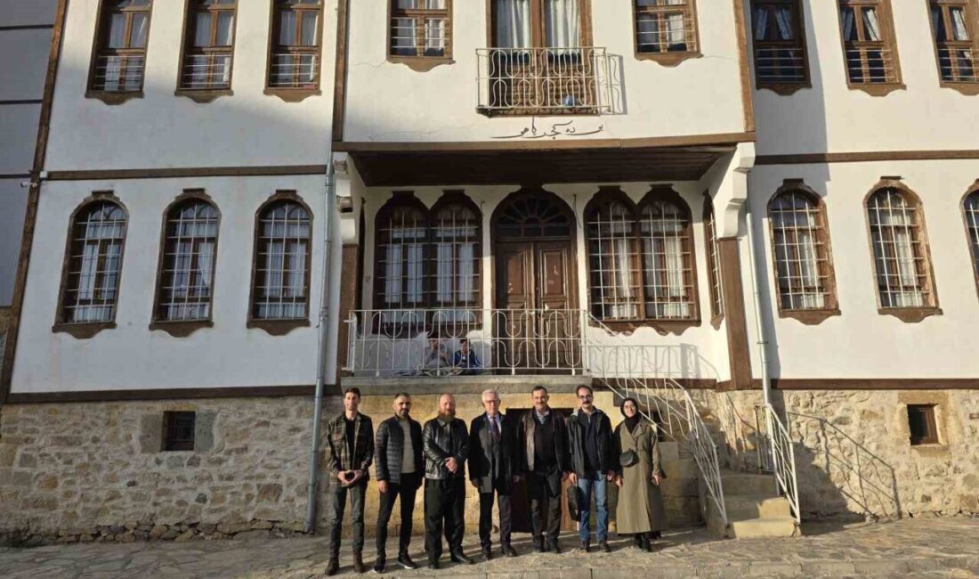 Yozgat’ta, Divan Edebiyatı’nın tanınmış ismi Mehmet Fenni Efendi’ye ait 30