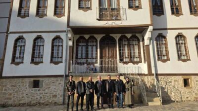 Yozgat’ta, Divan Edebiyatı’nın tanınmış ismi Mehmet Fenni Efendi’ye ait 30