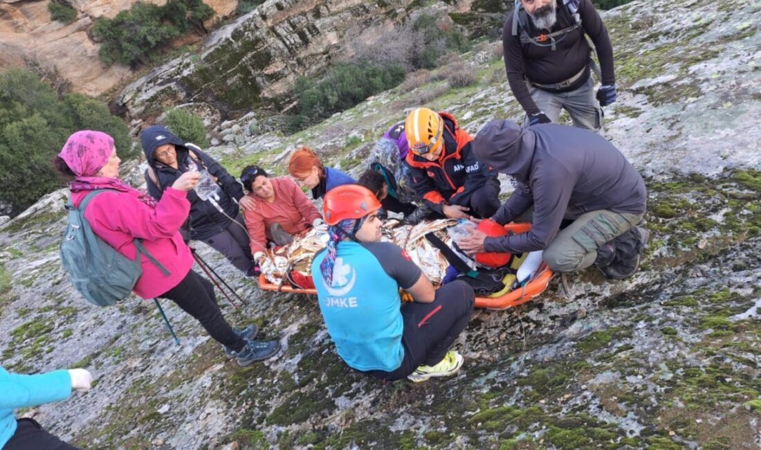 Aydın’ın Koçarlı ilçesinde bir doğa yürüyüşü esnasında dere yatağına düşerek