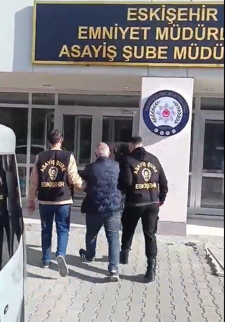 Eskişehir’de polis ekipleri tarafından gerçekleştirilen operasyonda, 5 yıl hapis cezası