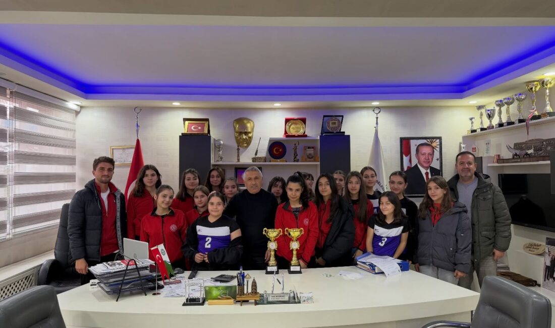 Şefaatli Belediye Başkanı Zeki Bozkurt, il genelinde büyük bir başarı