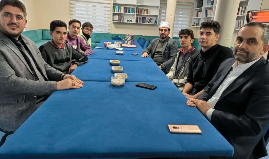 Yerköy Müftülüğü tarafından düzenlenen Gençlik Buluşmaları aralıksız devam ediyor. Düzenli