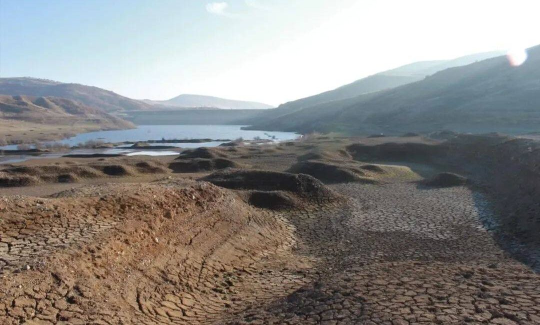 Yozgat’ta son aylarda etkisini artıran kuraklık, kentin su kaynaklarını ciddi