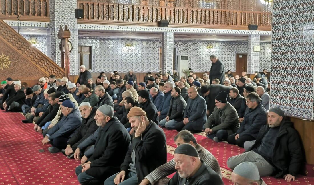 Yerköy İlçe Müftülüğü tarafından düzenlenen Regaib Kandili özel  programı, Molla