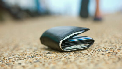 Yerköy’de bir vatandaş, içerisinde önemli evrakların bulunduğu cüzdanını kaybettiğini duyurarak