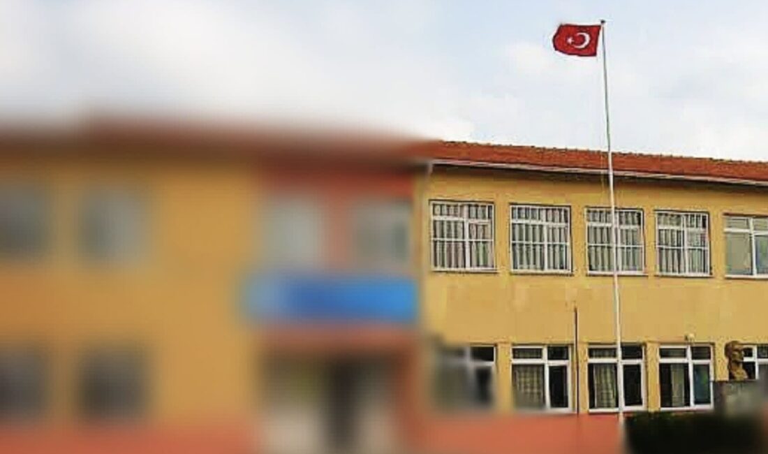 Yerli Malı Haftası dolayısıyla bölgede bulunan bir okulda anlamlı bir