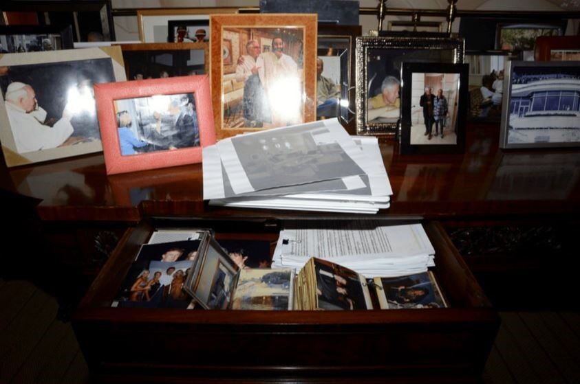 ABD medyası, Adalet Bakanlığı’nın Jeffrey Epstein’e ait belgeler arasında bulunan