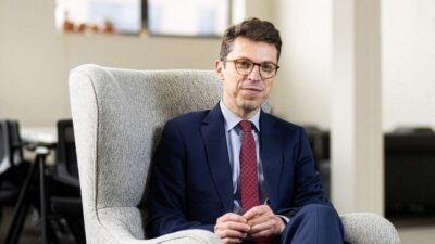 ABD’nin tanınmış üniversitelerinden Massachusetts Teknoloji Enstitüsü’nde görev yapmakta olan, nükleer