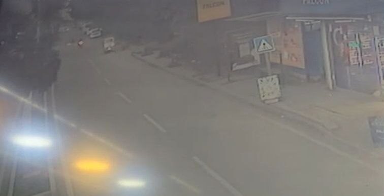 Adana’da meydana gelen ve sürücünün hayatını kaybettiği kazanın güvenlik kamerası