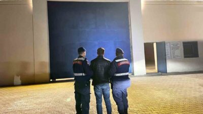 Adıyaman İl Jandarma Komutanlığı ekipleri, aranan kişilerin yakalanması için yürüttüğü