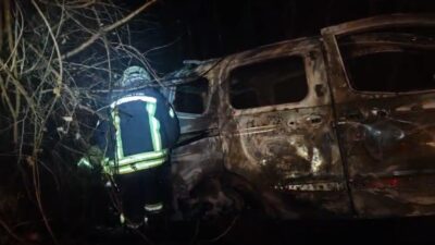 Safranbolu ilçesinde meydana gelen bir trafik kazasında, hafif ticari aracın