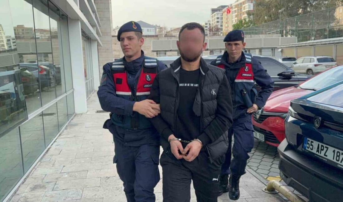 Samsun’da bir adamın ailesine makasla tehditler savurduğu iddiasıyla gözaltına alındığı