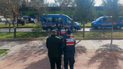 Aksaray’da merkezli olarak gerçekleştirilen dolandırıcılık operasyonunda gözaltına alınan 5 şüpheli