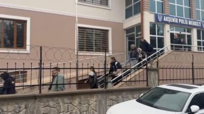 Polis ekipleri, Konya’nın Akşehir ilçesinde fuhuş operasyonu düzenledi ve 6