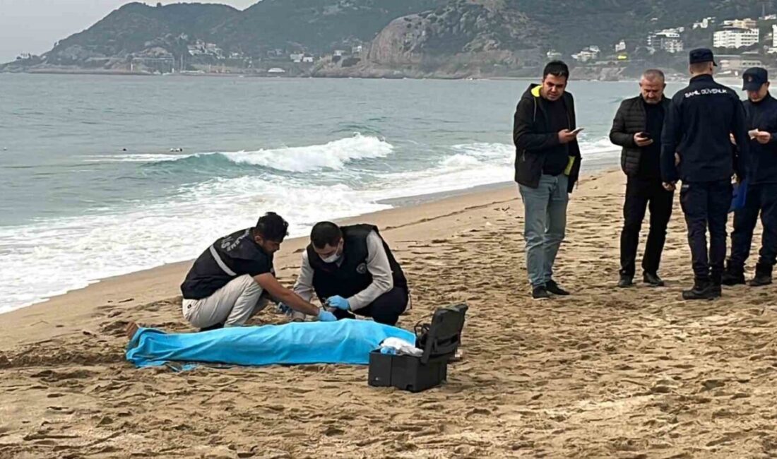 Alanya ilçesinde sahil kenarında yabancı uyruklu bir kadın cesedi bulundu.