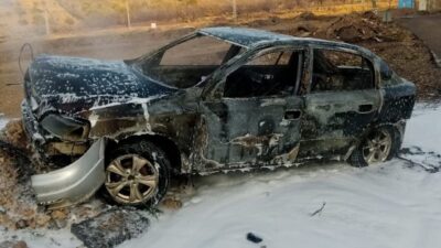 Kahramanmaraş’ta meydana gelen bir araç yangını, itfaiye ekipleri tarafından kontrol
