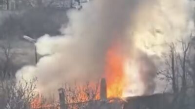 Ilgaz ilçesine bağlı Çankırı’da bir kulübe alev alev yanarak kullanılamaz