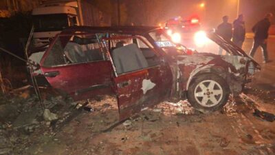 Sakarya ilinin Akyazı ilçesinde meydana gelen trafik kazasında alkollü bir