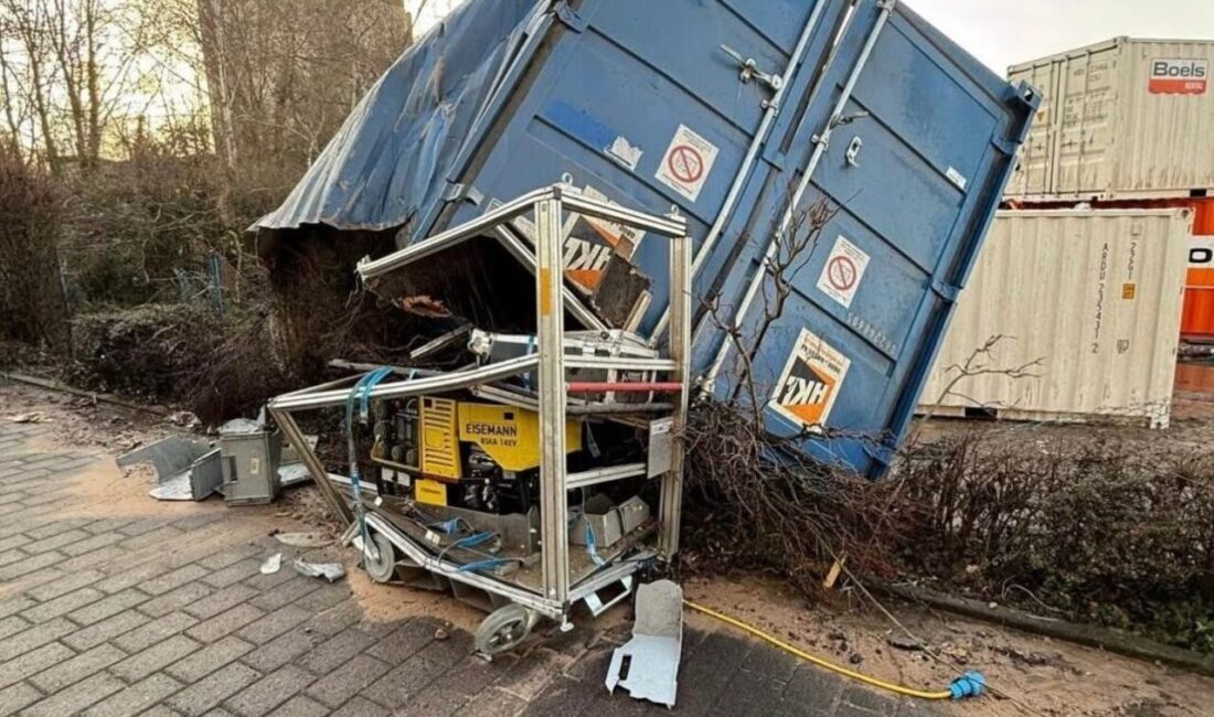 Hanau, Almanya’da, 2. Dünya Savaşı’ndan kalan bir bombanın etkisiz hale