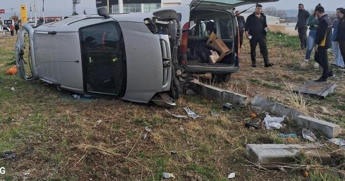 Merzifon ilçesinde meydana gelen trafik kazasında 4 kişi yaralandı. 34
