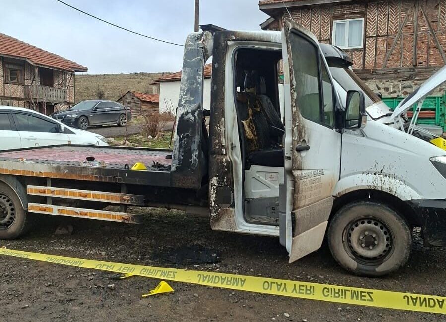 Ankara’nın Çamlıdere ilçesindeki olayda, güvenlik kamerası tarafından kaydedilen görüntülerde, isimleri