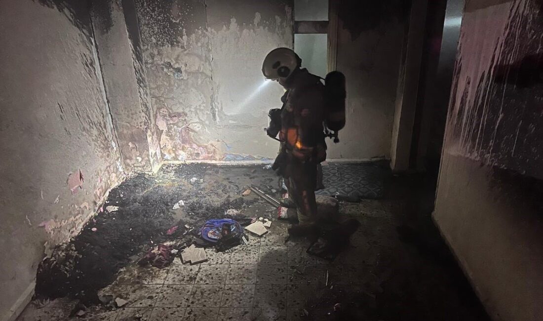 Hatay’ın Antakya ilçesine bağlı Kardeşler Mahallesi’nde bulunan metruk bir binada