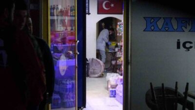 Antalya’nın Manavgat ilçesinde bir markette gerçekleşen olayda, işyeri sahibi iki