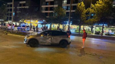 Eskişehir’de meydana gelen trafik kazasında bir araca yan olarak çarpan