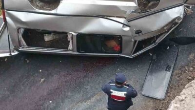 Artvin’de bu sabah meydana gelen trafik kazasında 2’si kardeş toplamda