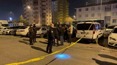 Melikgazi ilçesindeki bir olayda, komşular arasında çıkan kavgada 2 kişi,